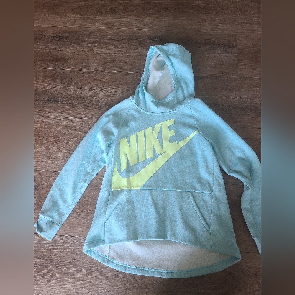 Nike sweatshirt